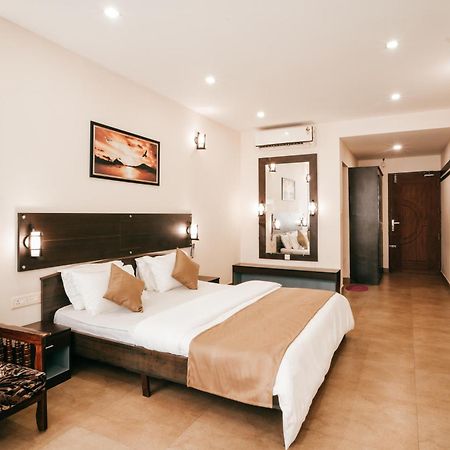 Asokam Beach Resort Kannur Ngoại thất bức ảnh