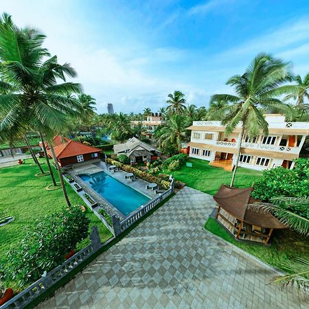 Asokam Beach Resort Kannur Ngoại thất bức ảnh