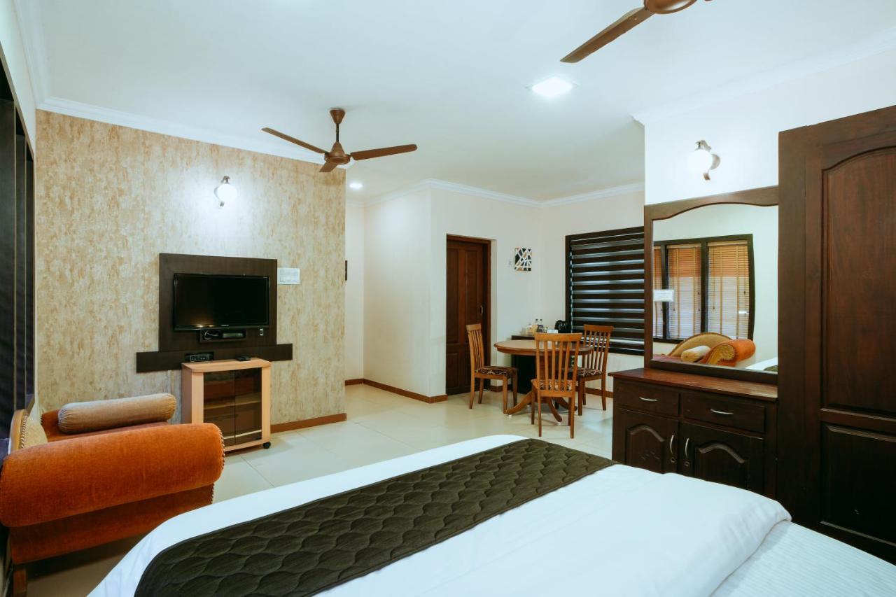 Asokam Beach Resort Kannur Ngoại thất bức ảnh