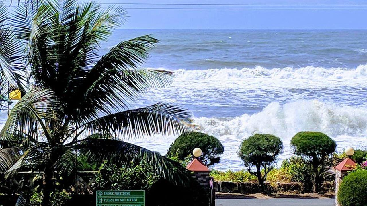 Asokam Beach Resort Kannur Ngoại thất bức ảnh